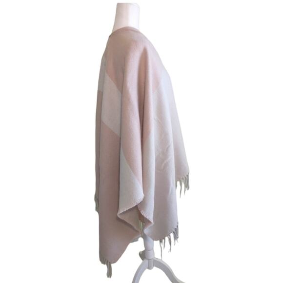 Soia & Kyo Scarf Wrap Women's One Size Cream Tan Soft Knit Color Block Fringed - Picture 6 of 9